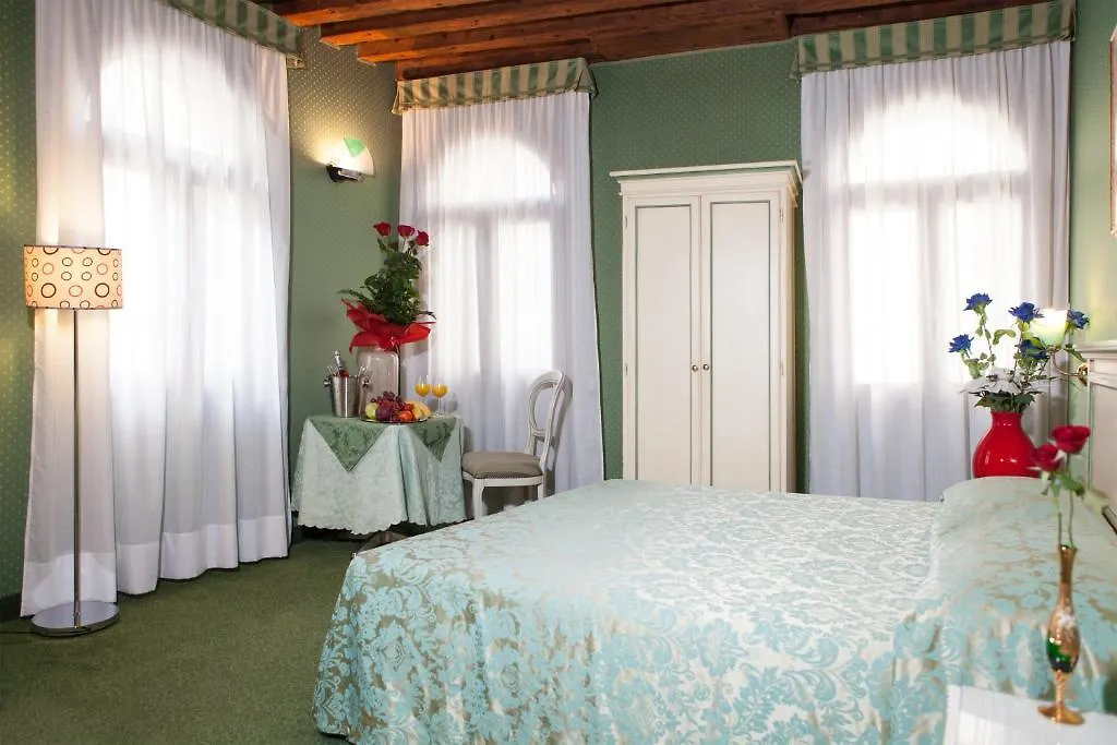 Nuova Residenza Laguna Venice 0*,  Italy
