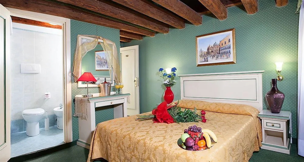 Nuova Residenza Laguna Venice 0*,  Italy